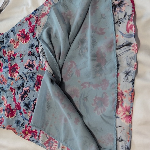 Willow and Clay Floral Women's Dress. - Picture 7 of 8